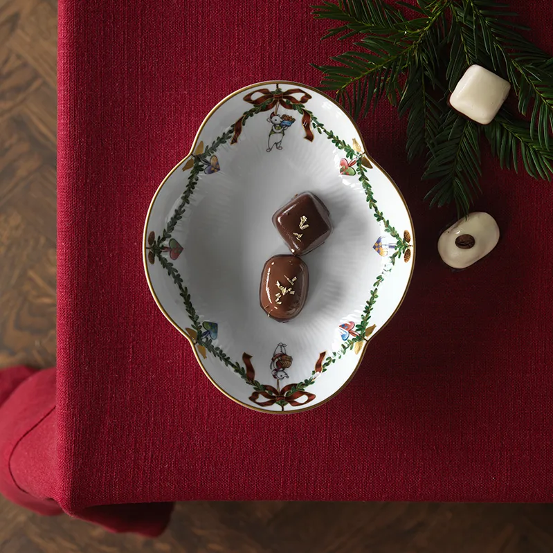 Star Fluted Christmas fat, 17,5 cm Royal Copenhagen