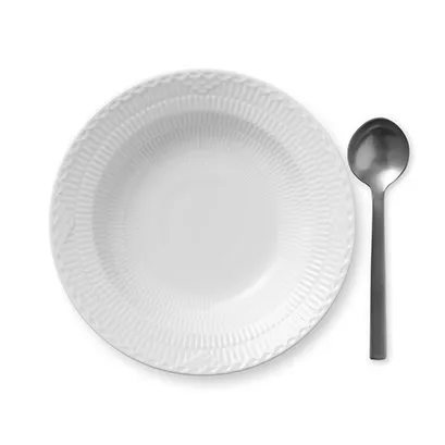 White Fluted Half Lace djup tallrik, Ø21 cm Royal Copenhagen