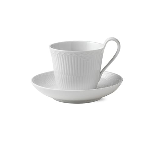 White Fluted Half Lace kopp med fat - 25 cl - Royal Copenhagen