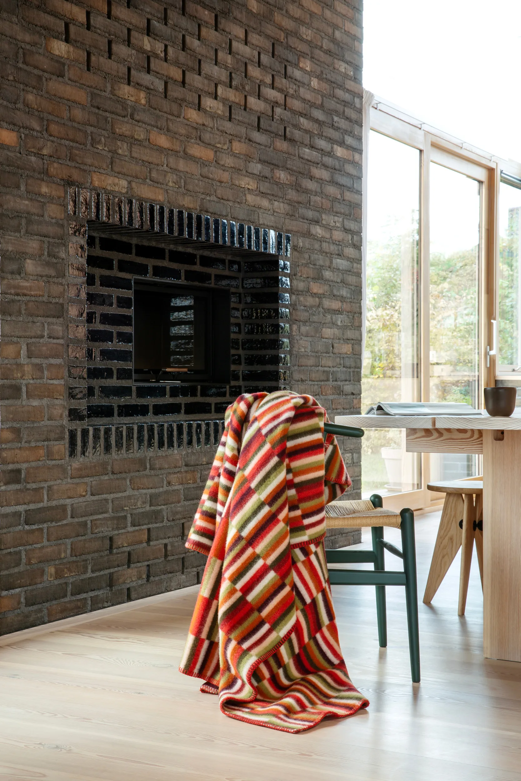 Ida filt 135x200 cm, Red shades Røros Tweed