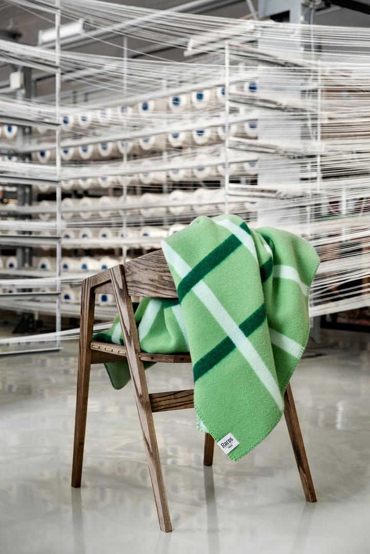 Knut filt 135x200 cm, Field green Røros Tweed