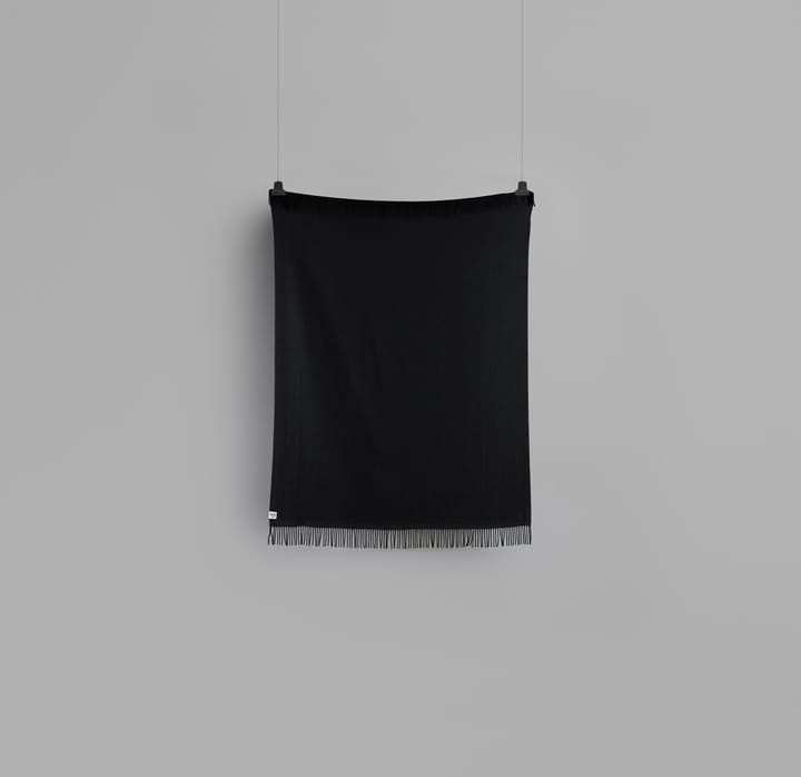 Vega pläd 150x210 cm, Black Røros Tweed