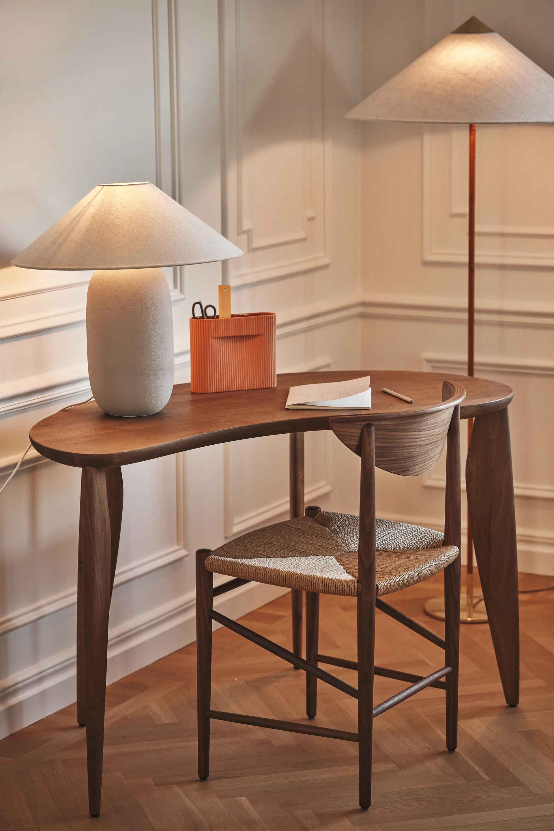 Boulder bordslampa 48 cm beige-nature Scandi Living