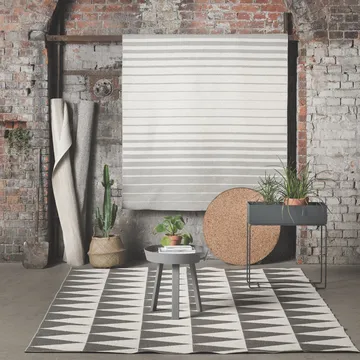 Fade matta stor concrete (ljusgrå) - 150x200 cm - Scandi Living