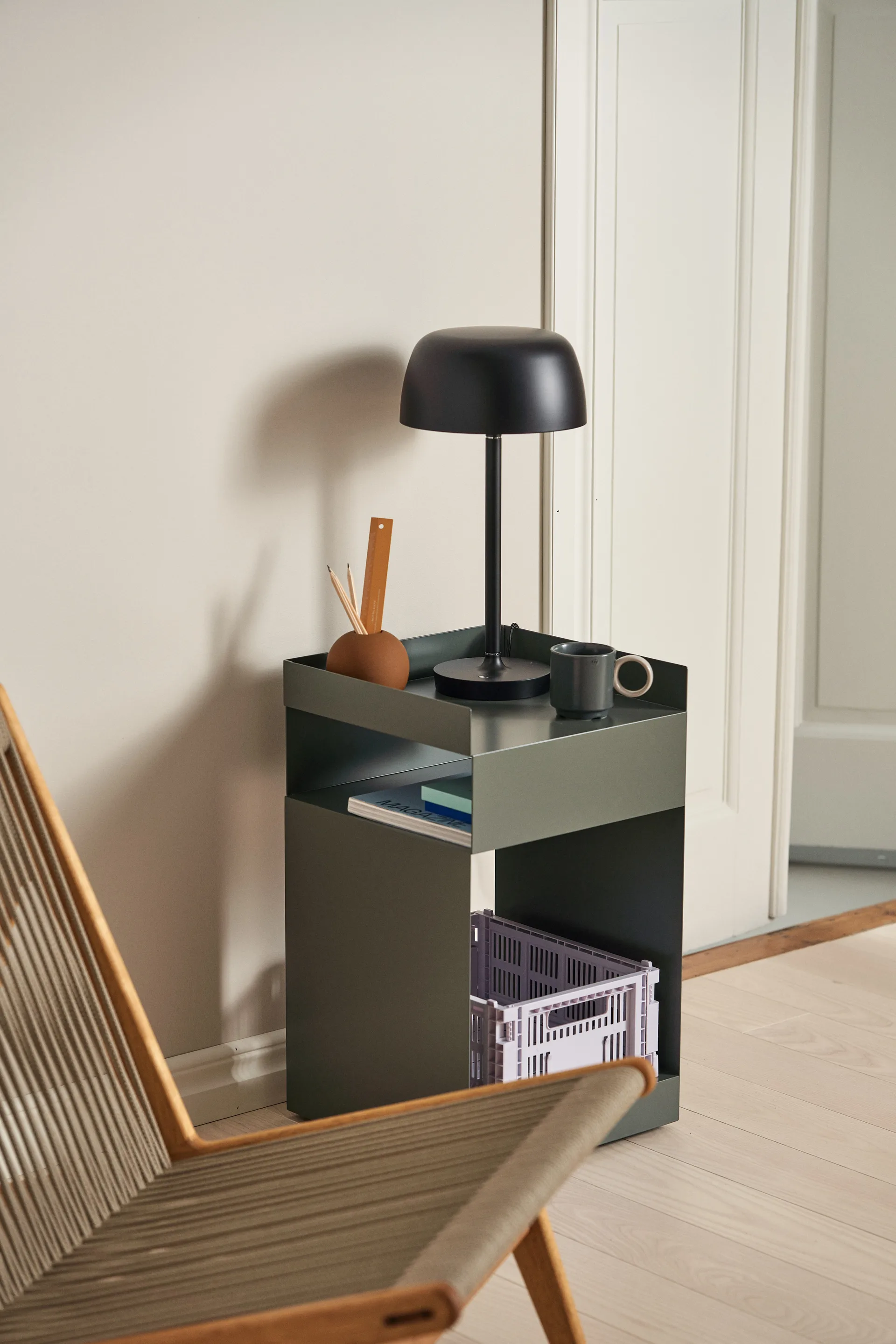 Halo bordslampa 45,5 cm, Black Scandi Living