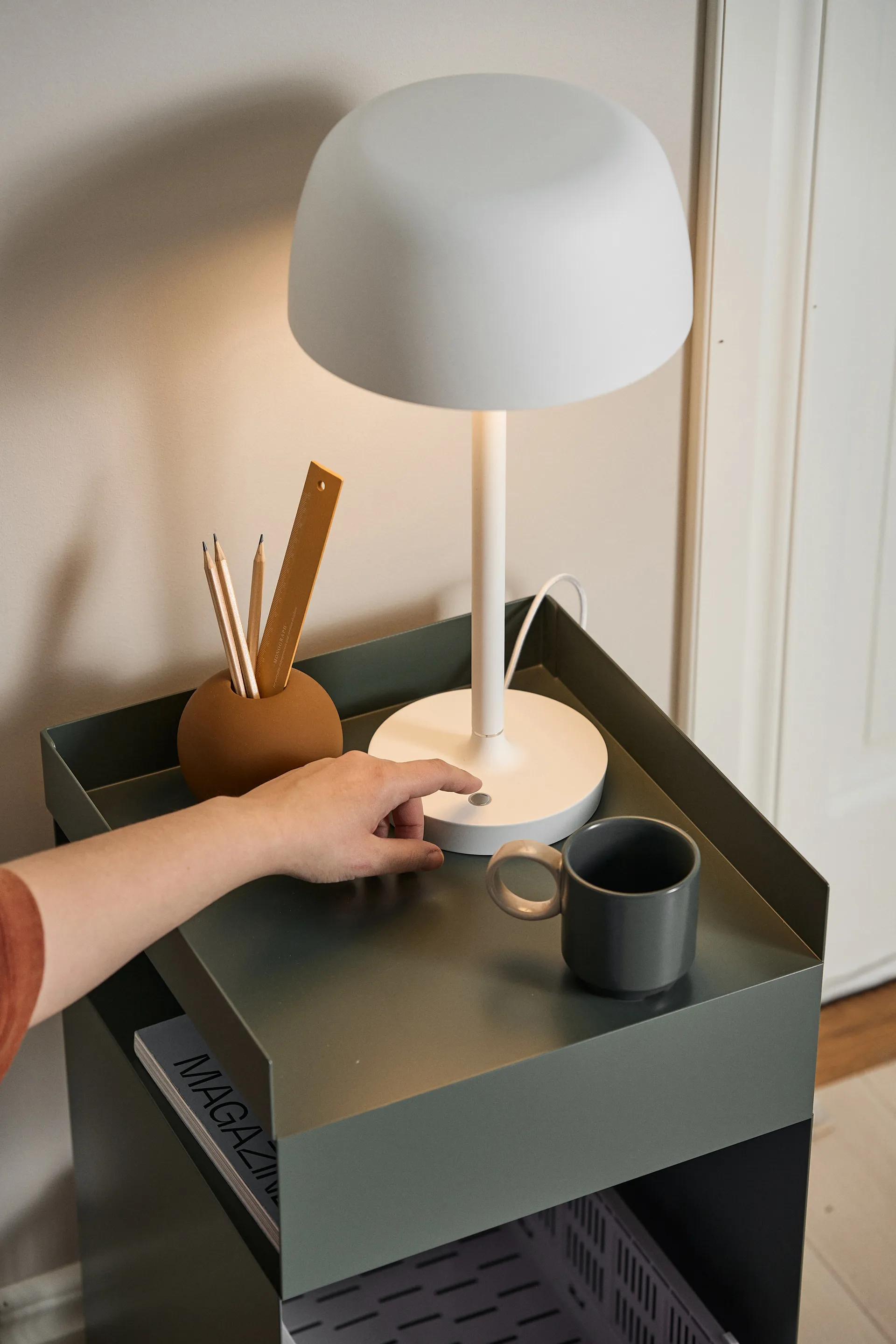 Halo bordslampa 45,5 cm, White Scandi Living