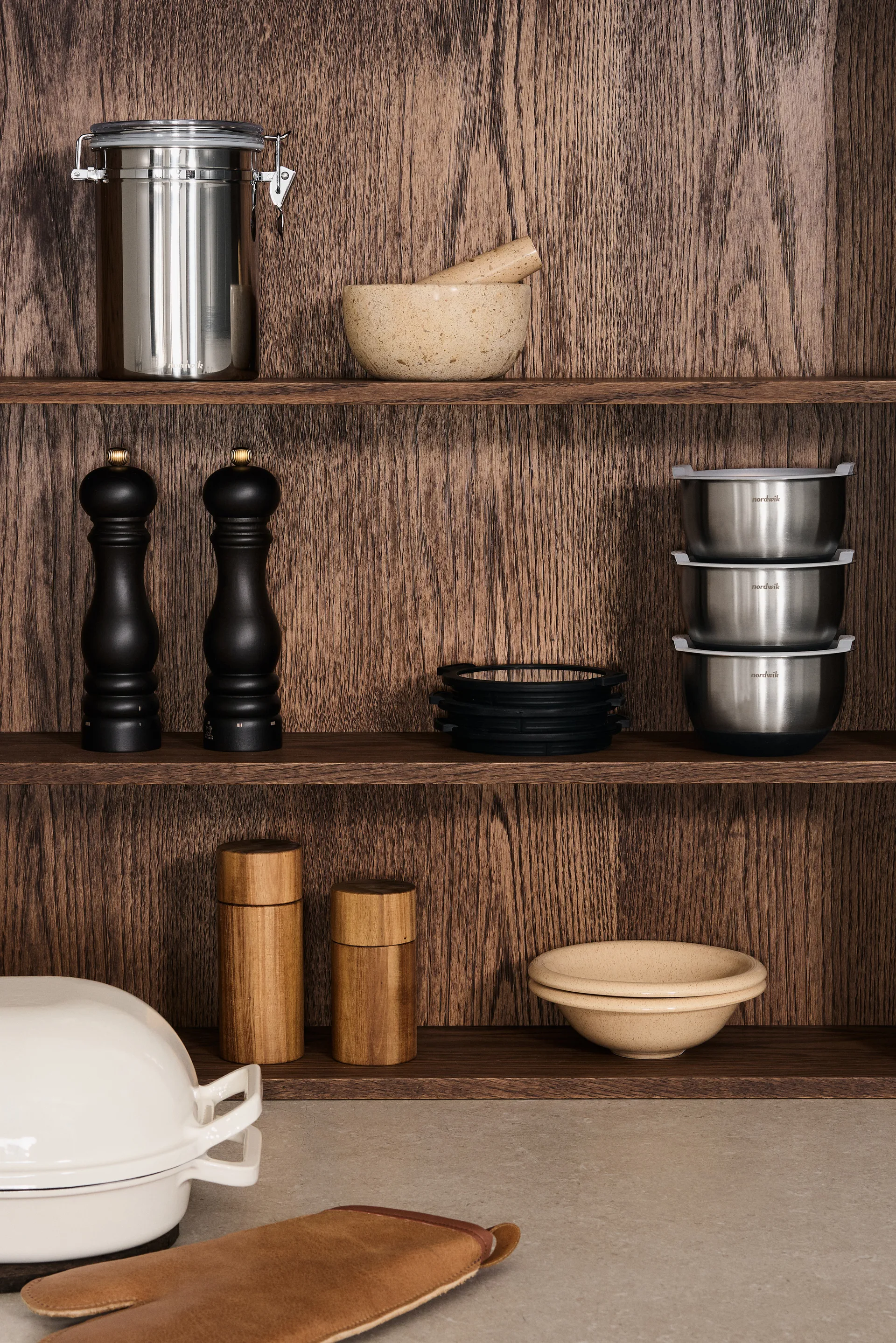 Hollow saltkvarn 13 cm, Akacia Scandi Living