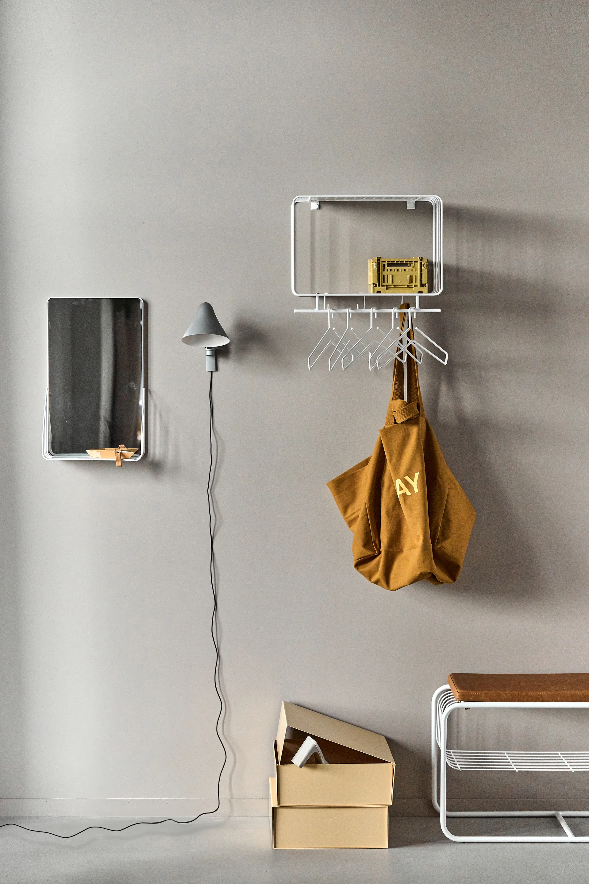 Nod spegel med hylla 30x50 cm, White Scandi Living