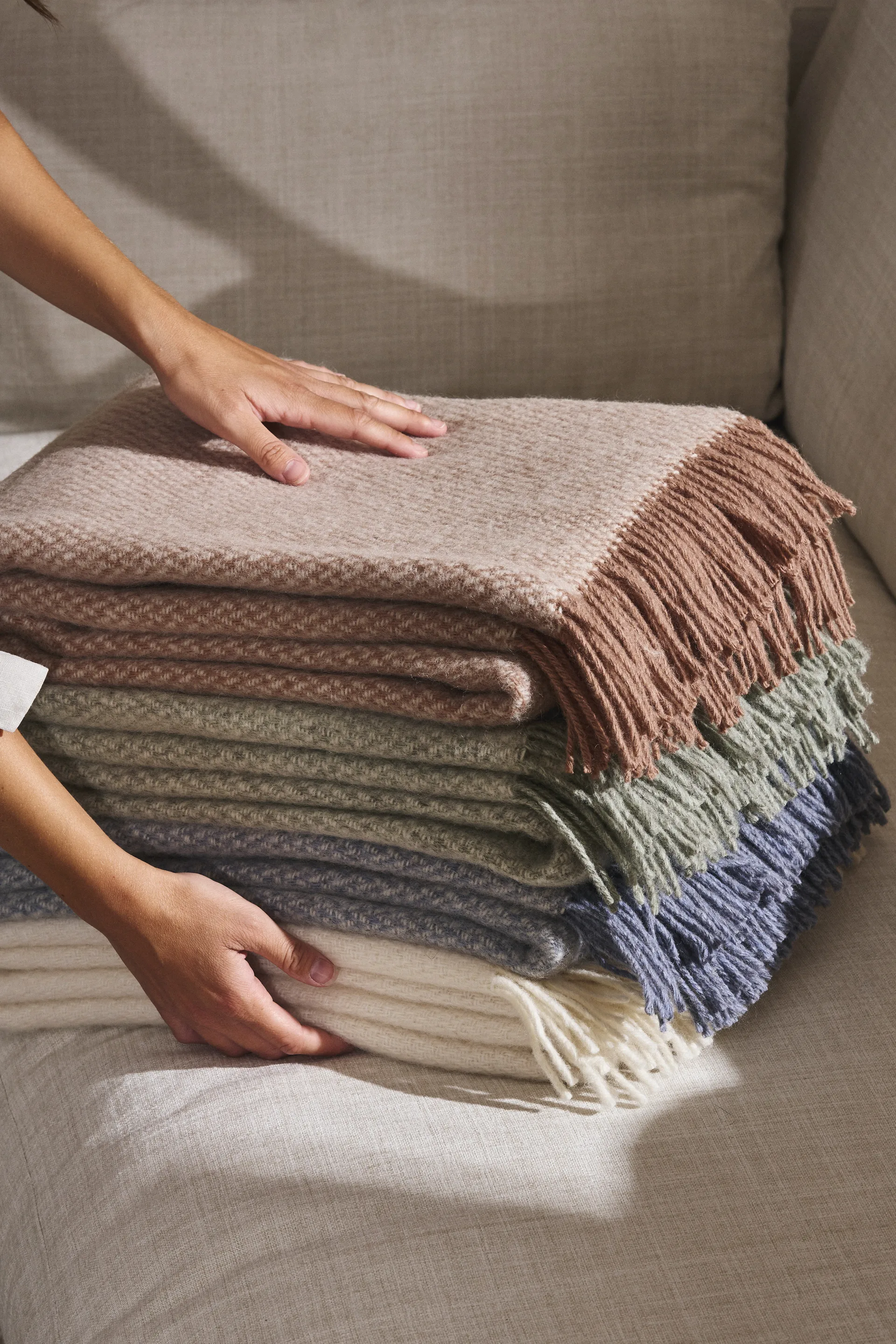 Sandstone ullpläd 130x180 cm, Mocha Scandi Living