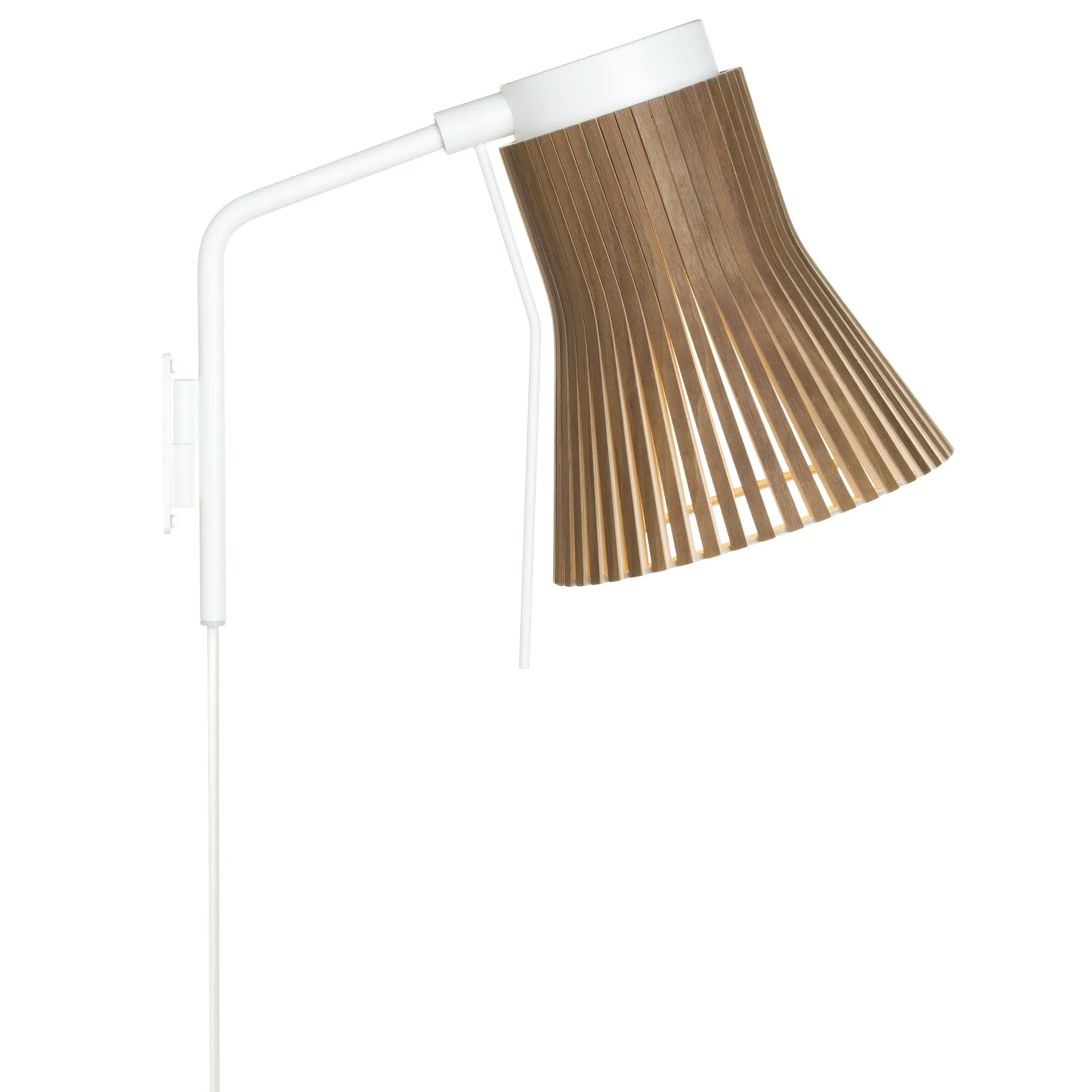 Petite 4630, vägglampa, walnut veneer Secto Design