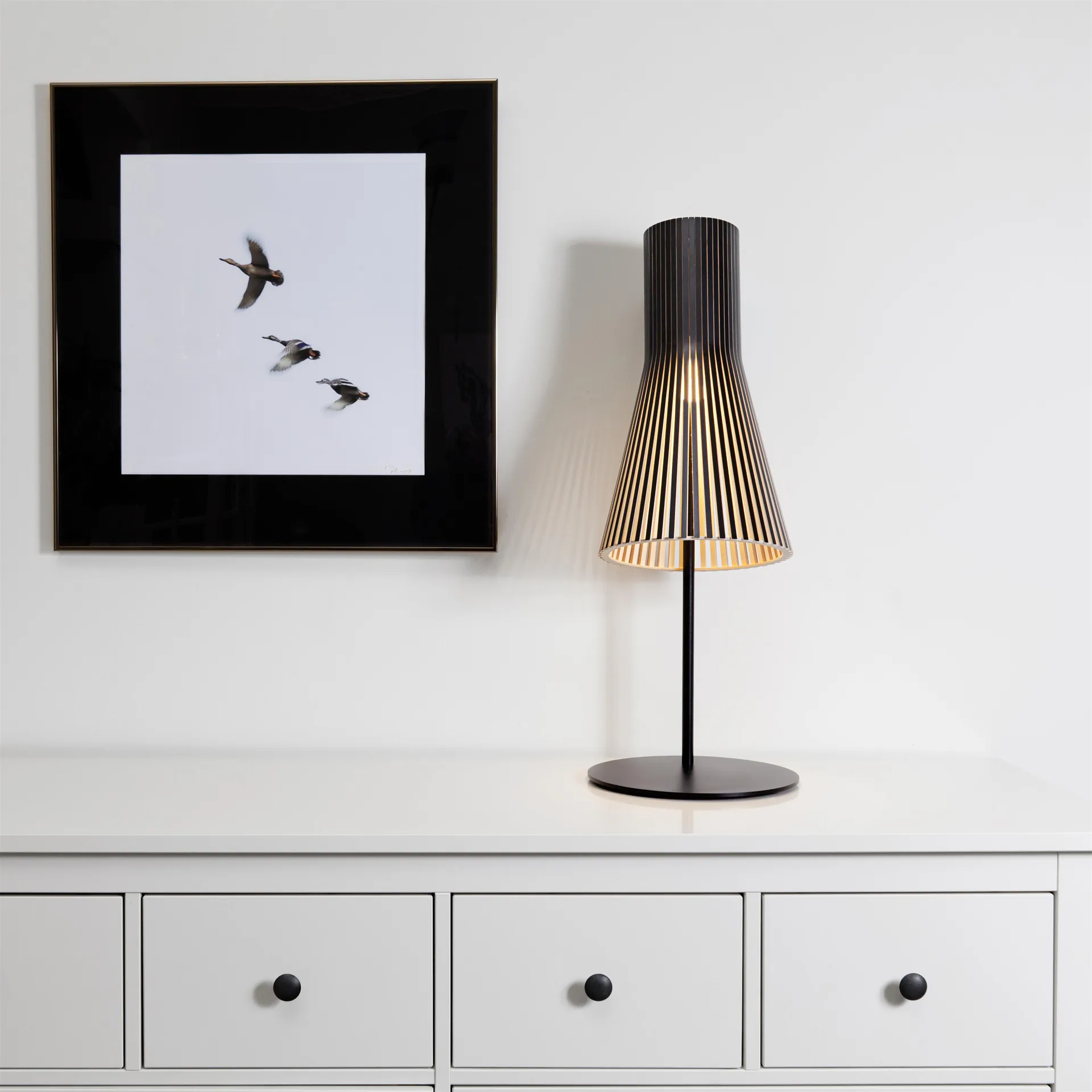 Secto 4220 bordslampa, black laminated Secto Design