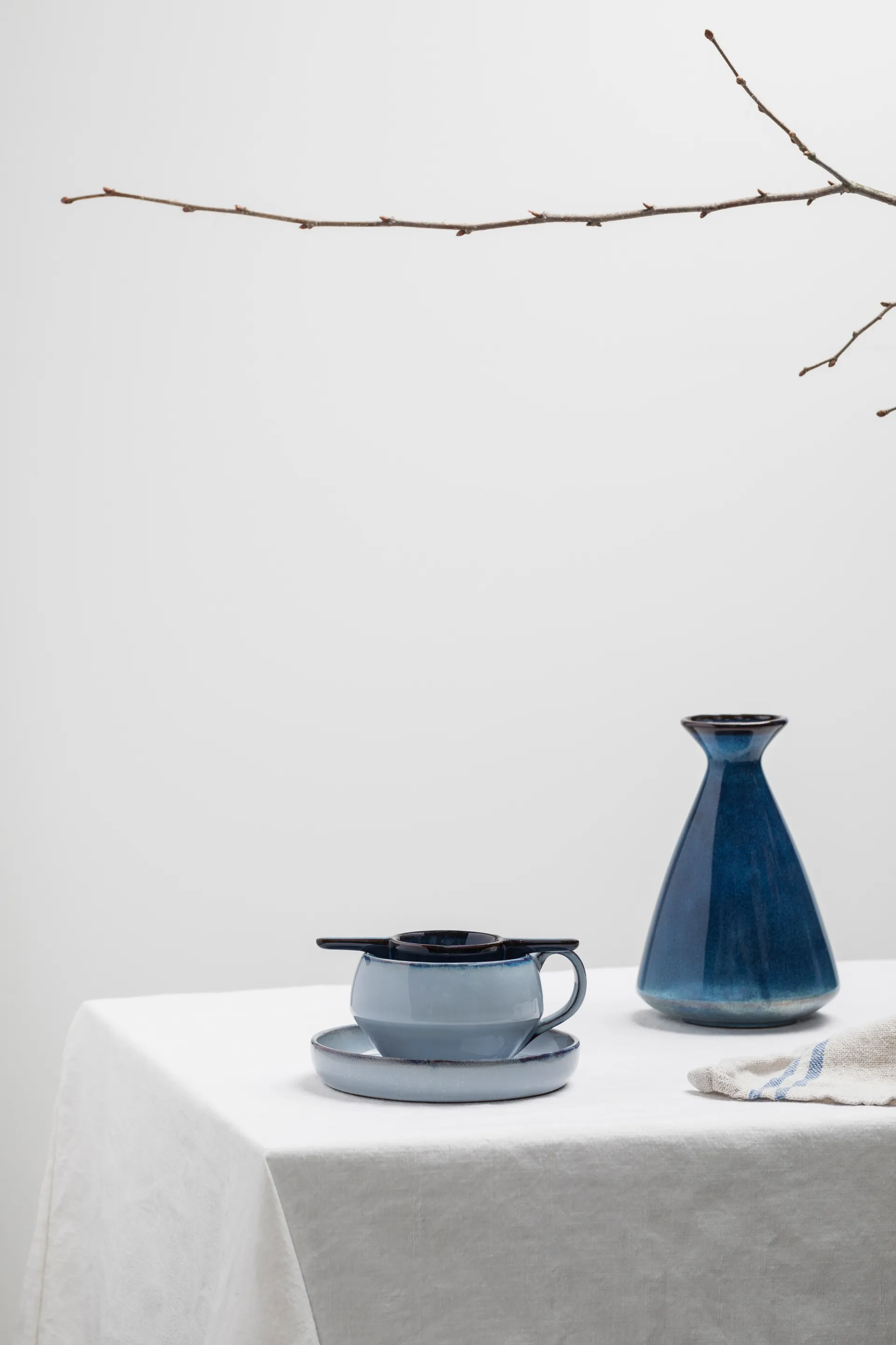 Pure kanna glaserad 75 cl, Dark Blue Serax