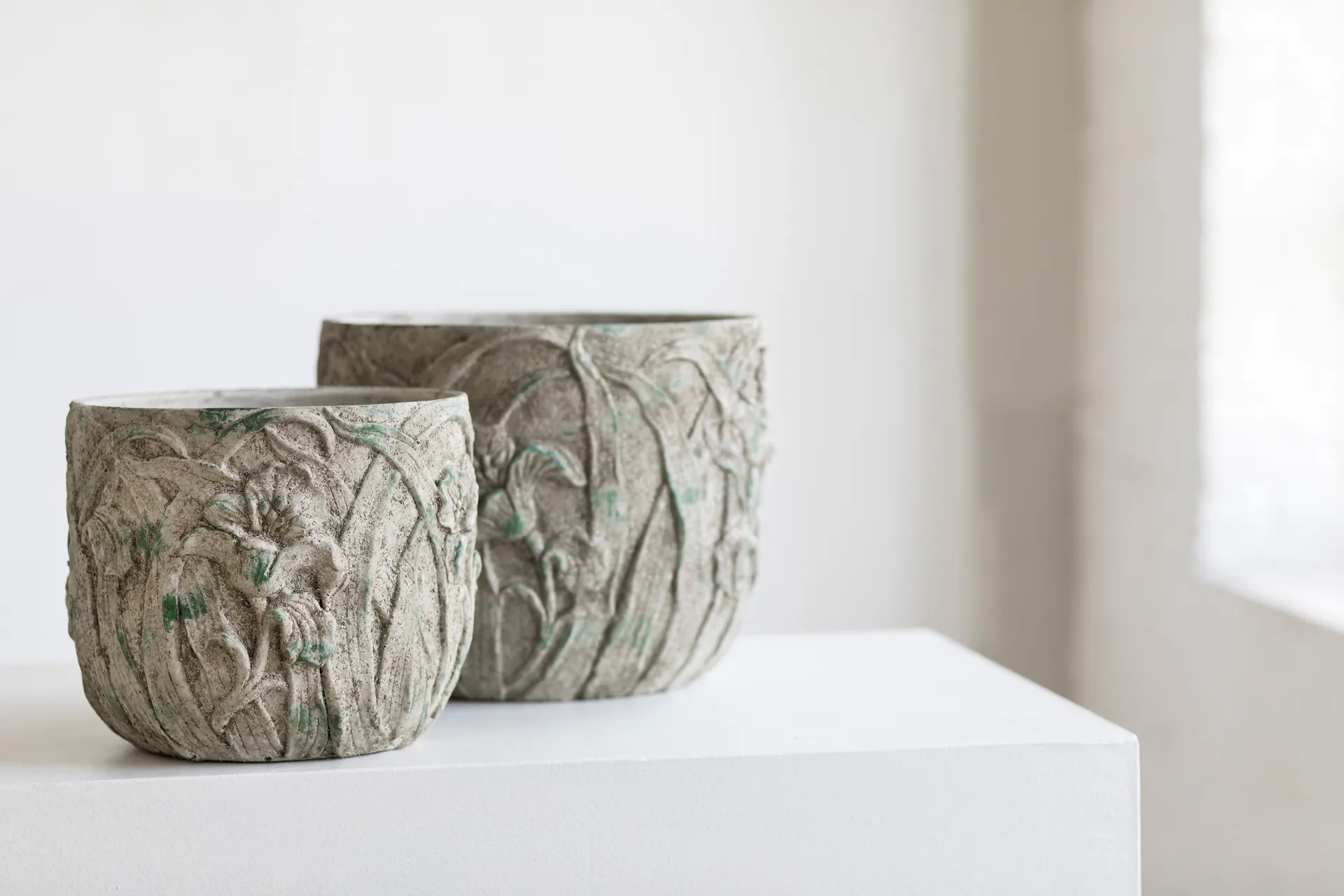 Rustic kruka blommönster M 25,5 cm, Grey Serax