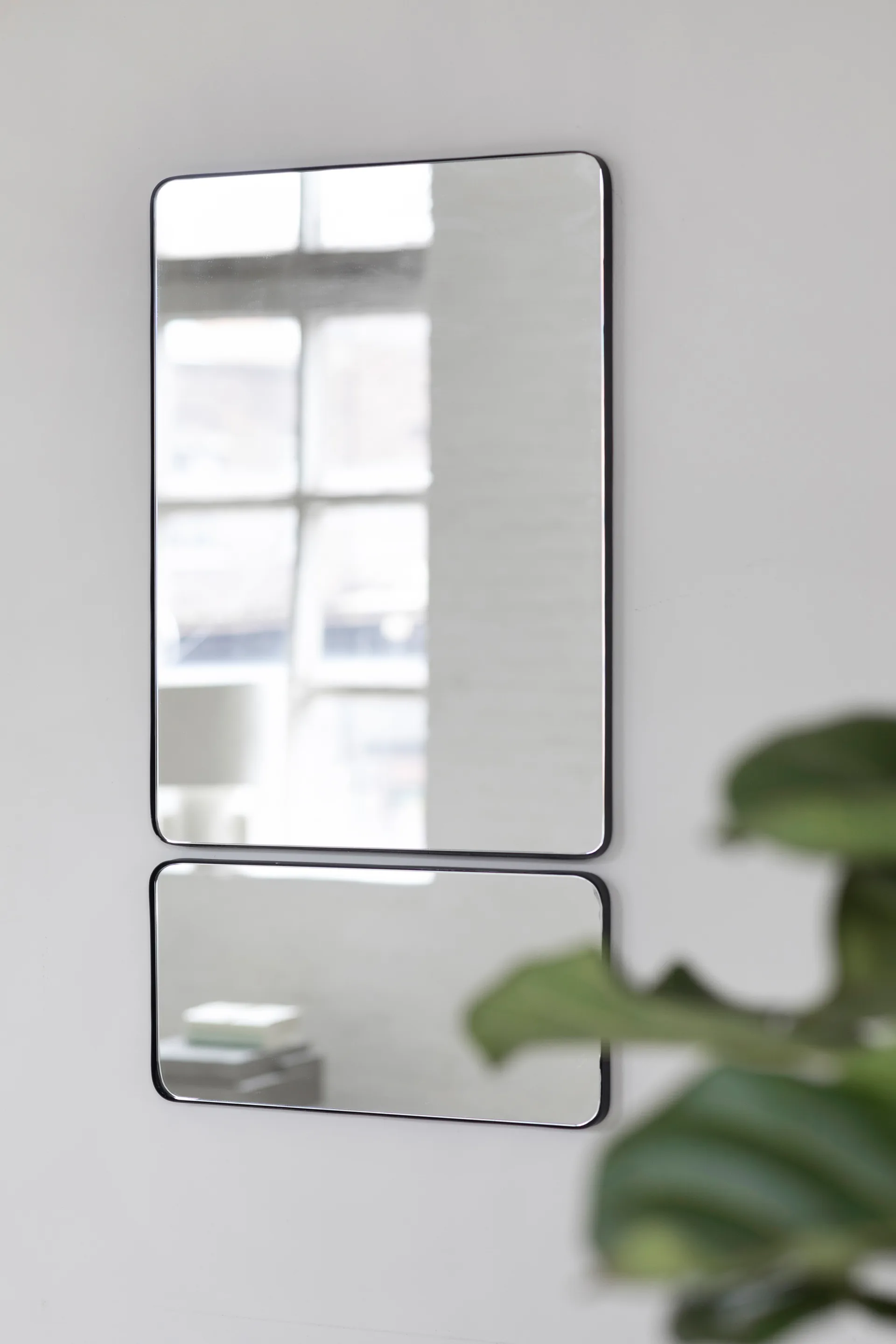 Serax spegel F 40x55 cm, Black Serax