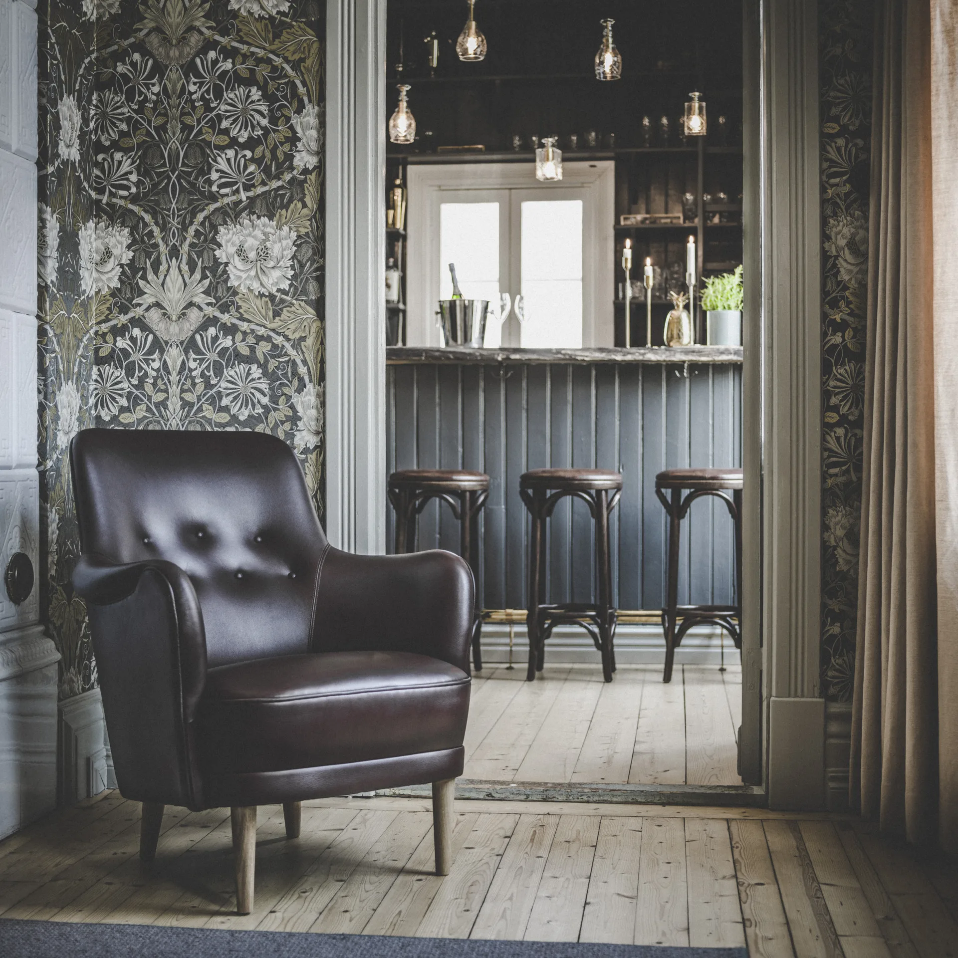 Samsas fåtölj, Rustical 33286 brun-ekben Sjögren