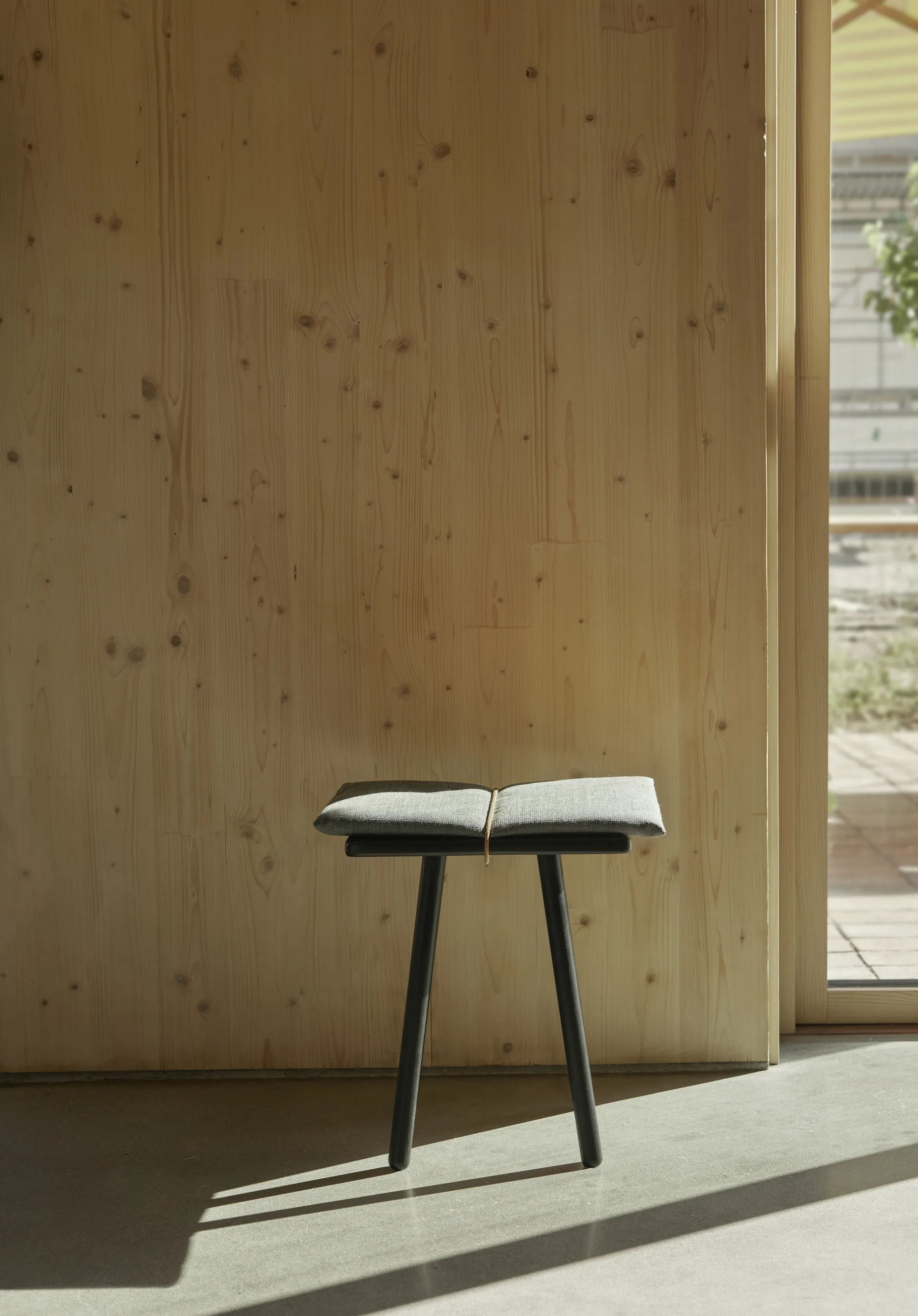 Georg ulldyna med rem till pall/barstol, Ljusgrå-natur Skagerak