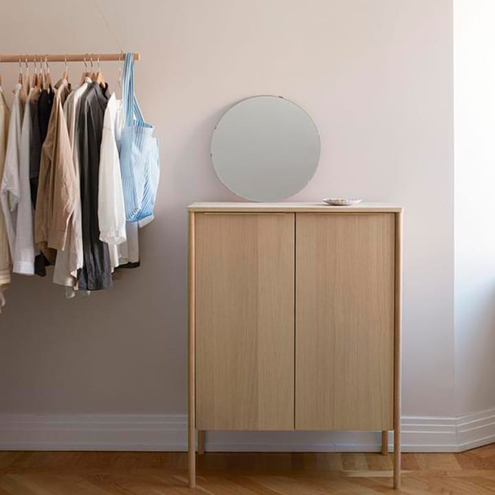 Jut High skåp, Oak oiled-svart marmor-mässing Skagerak