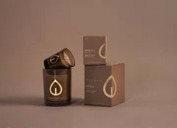 Hygge Gold Symbol doftljus - 65 g - Skandinavisk