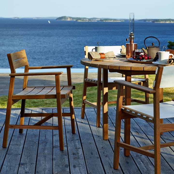 Djurö Matbord runt Ø110 cm - Teak - Skargaarden