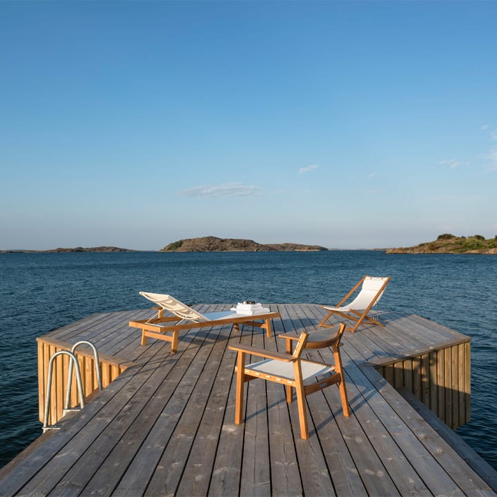 Djurö solsäng, Batyline white, teak Skargaarden