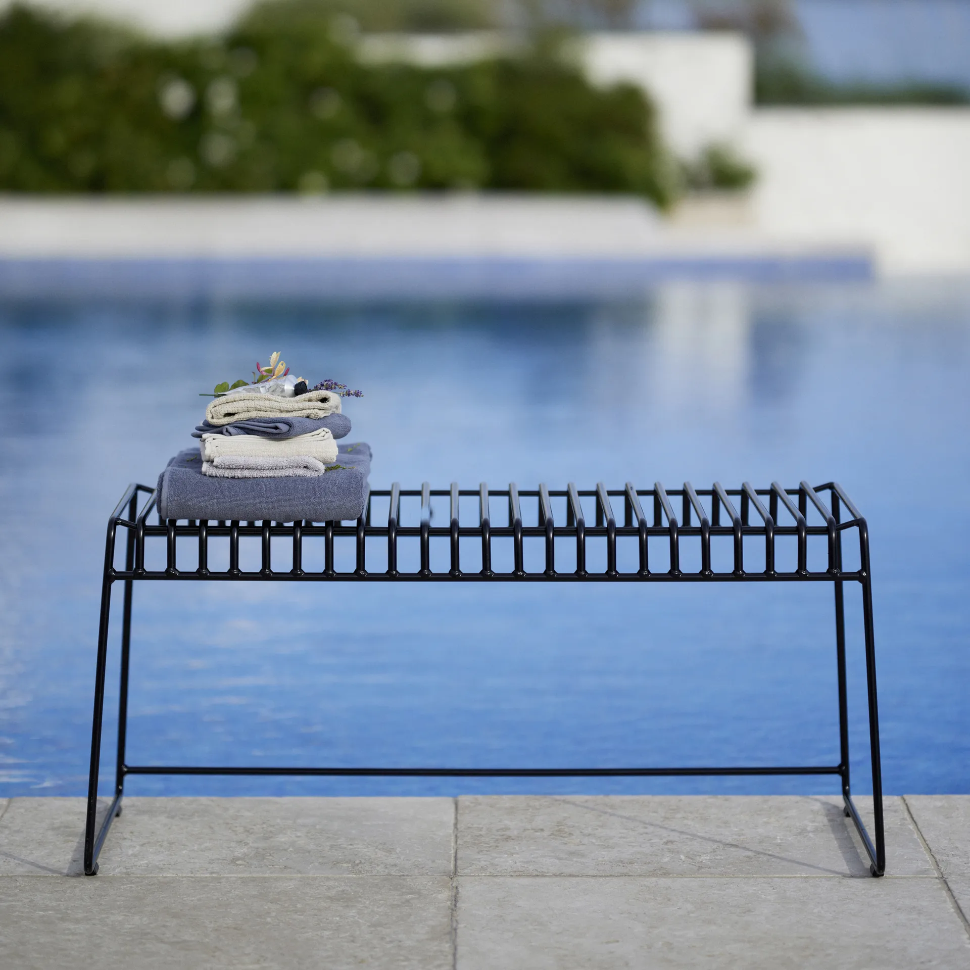 Resö bänk, Black Skargaarden