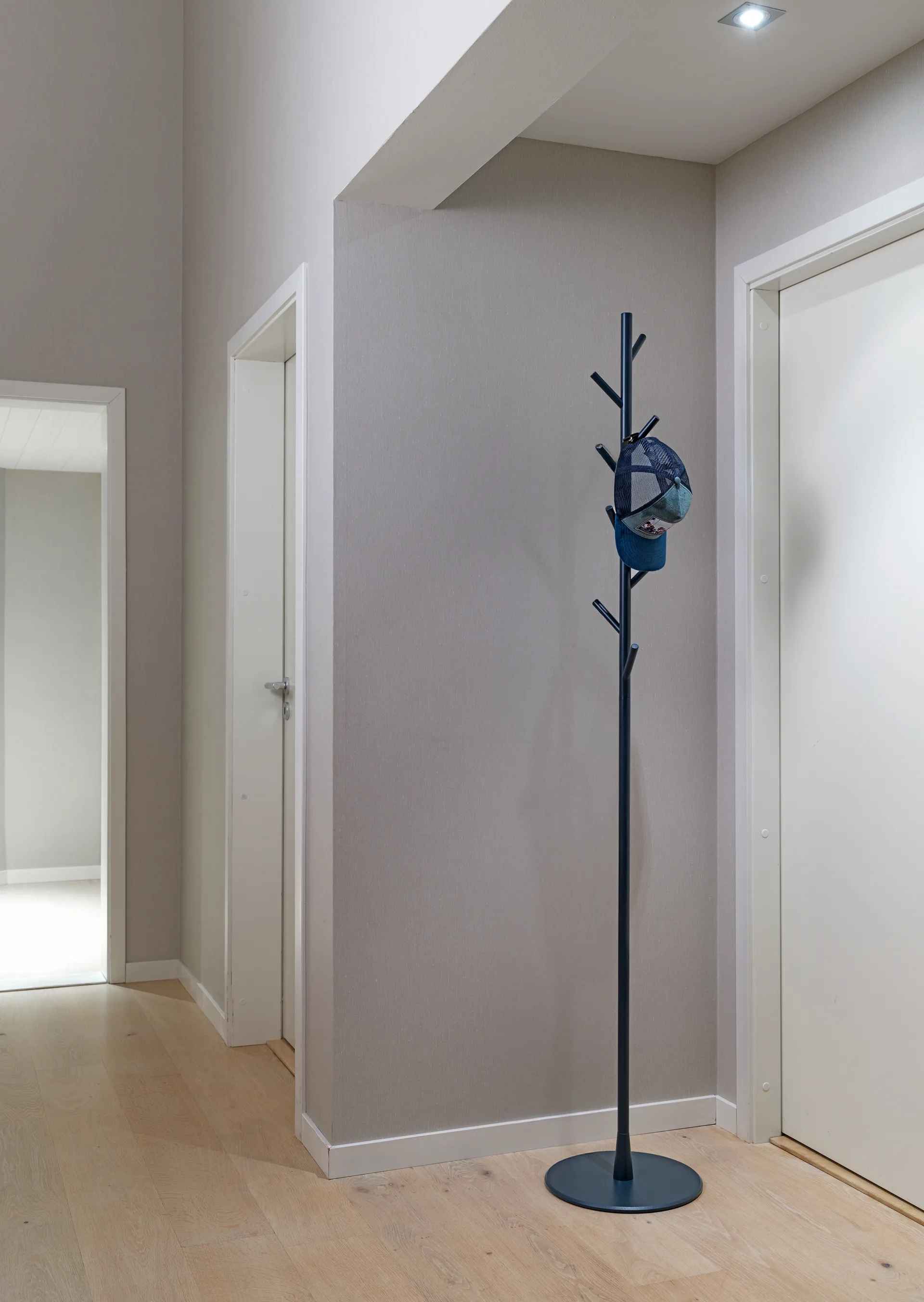 Sticks klädhängare - golv, Tistel SMD Design