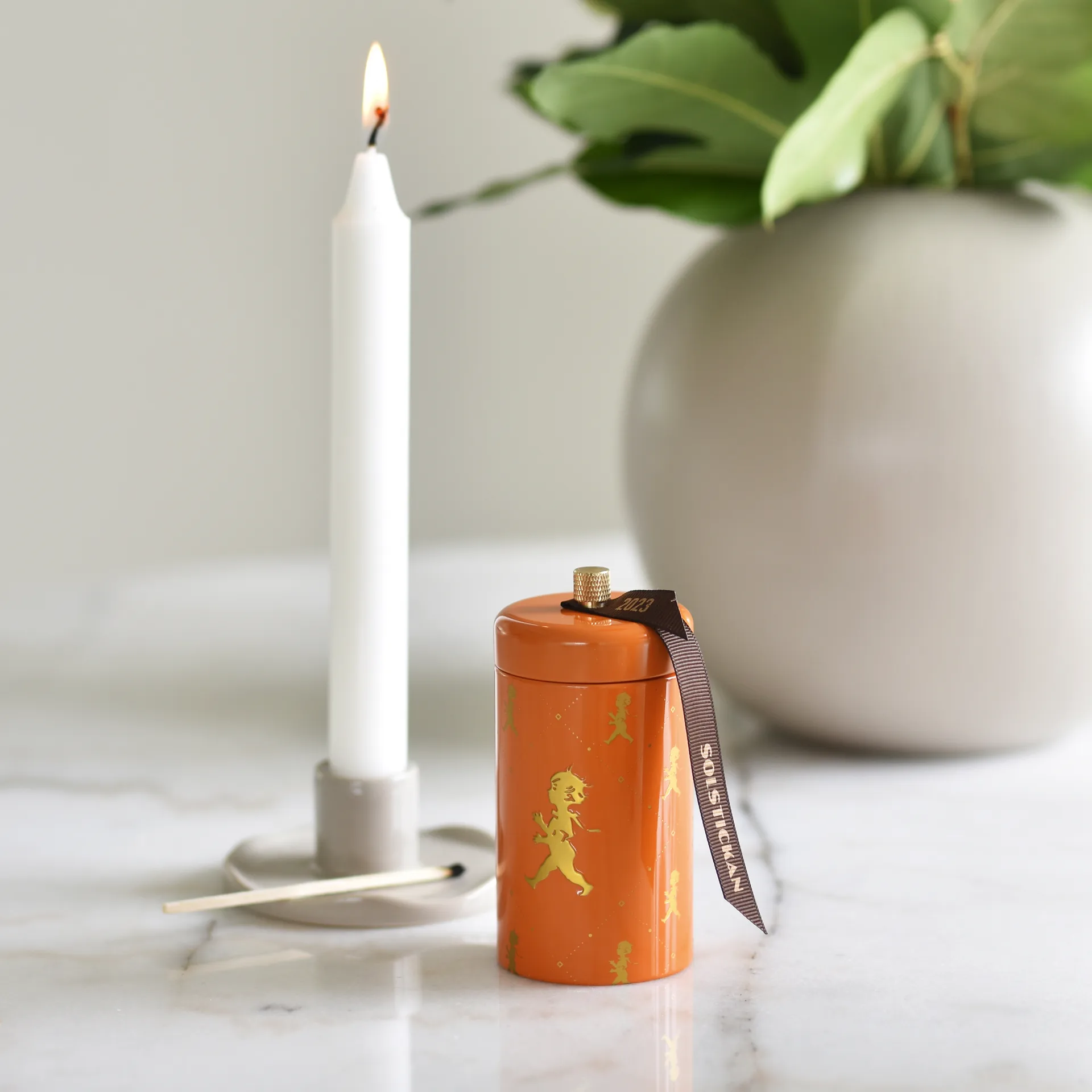 Solstickan tändsticksrör 100-pack, 2023-års design Solstickan Design