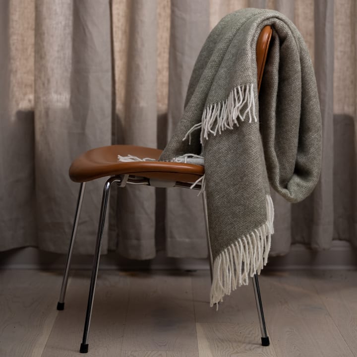 Wool pläd, olive & offwhite Stackelbergs