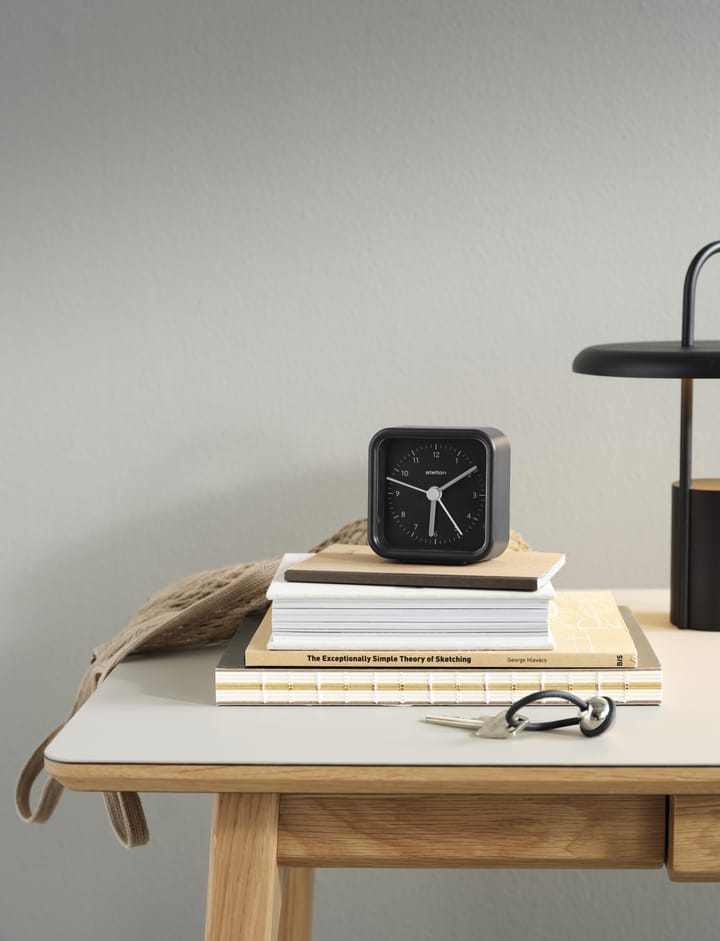 Okiru väckarklocka, Black Stelton