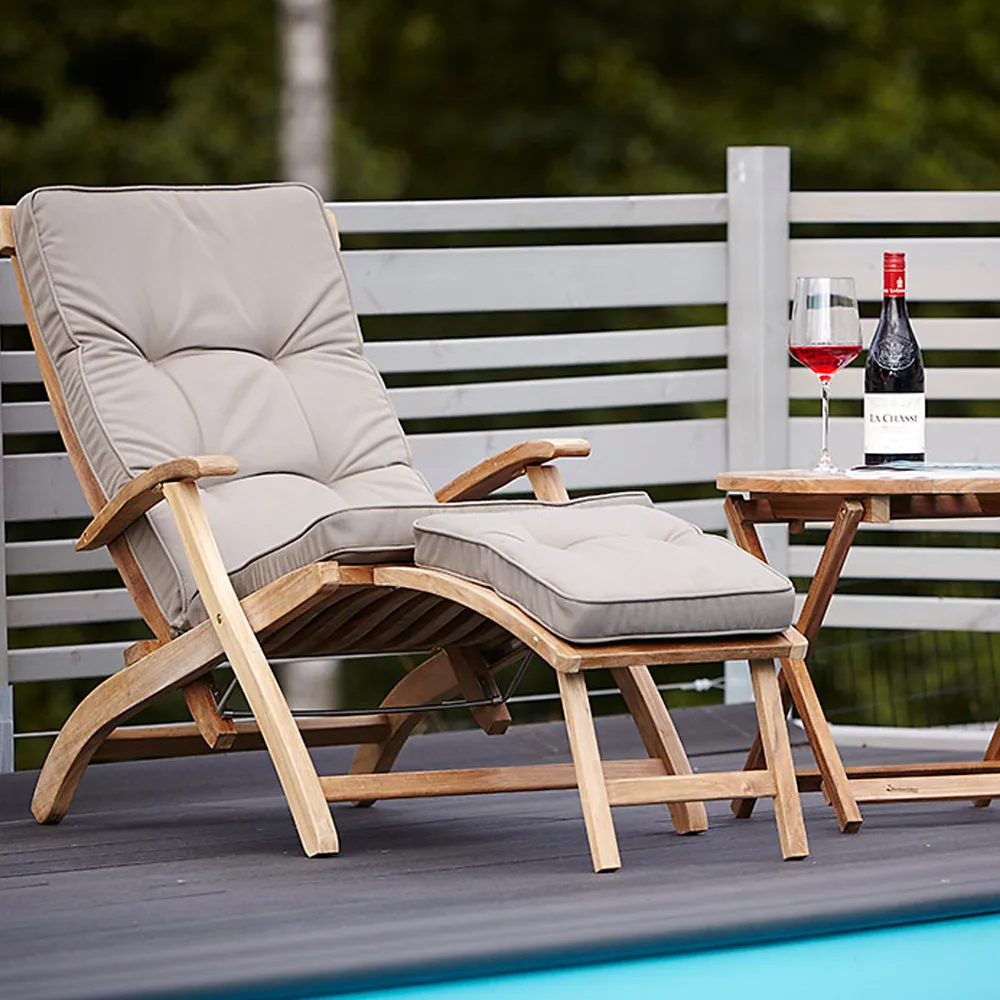 Alnö sidobord Ø55 cm, Teak Stockamöllan