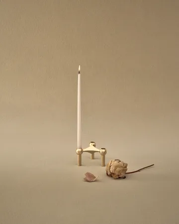 STOFF Nagel ljusstake - Borstad mässing - STOFF Nagel