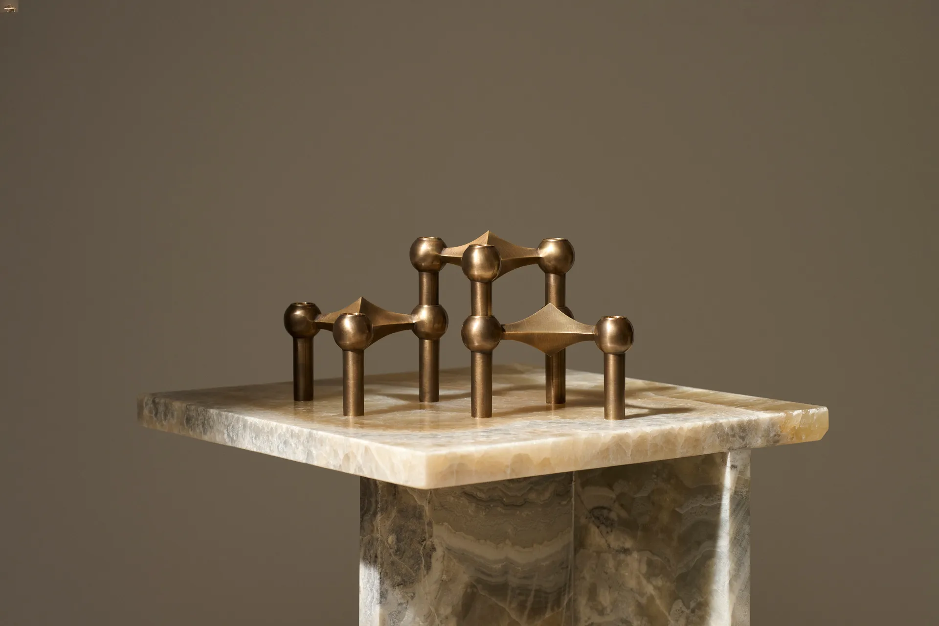 STOFF Nagel ljusstake, Bronzed brass STOFF Nagel