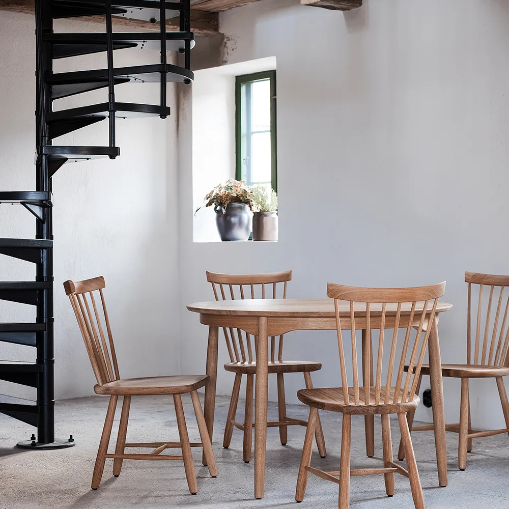 Carl matbord ek, ek naturell olja, 1 ilägg Stolab