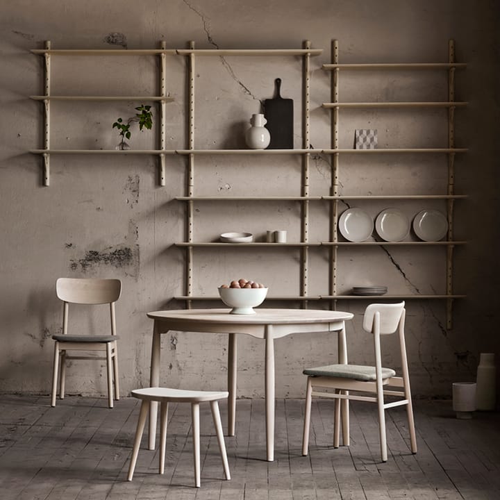 Ikon vägghylla, björk ljus mattlack, djup 21cm Stolab