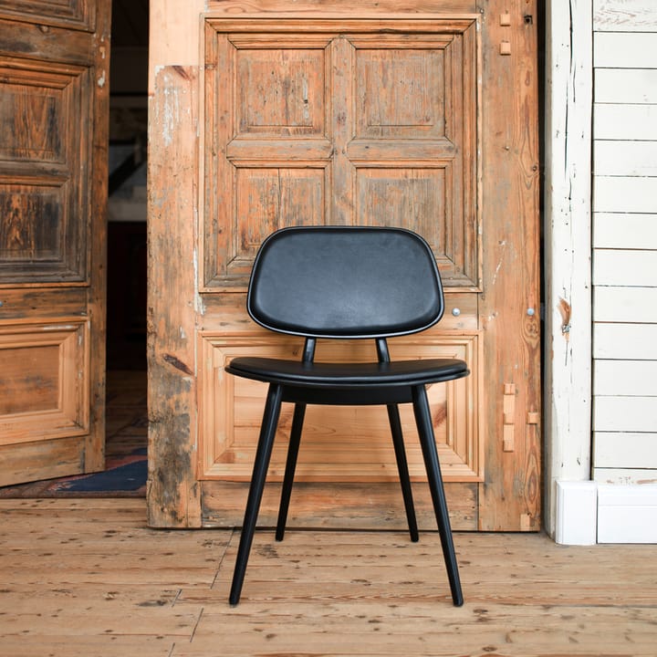 My Chair stol, läder svart, svartlackat björkstativ Stolab
