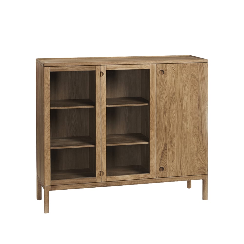 Stolab Prio skänk hög ek naturell olja, glasdörr | Skandinavisk Design | Sideboards & Skänkar | Beige