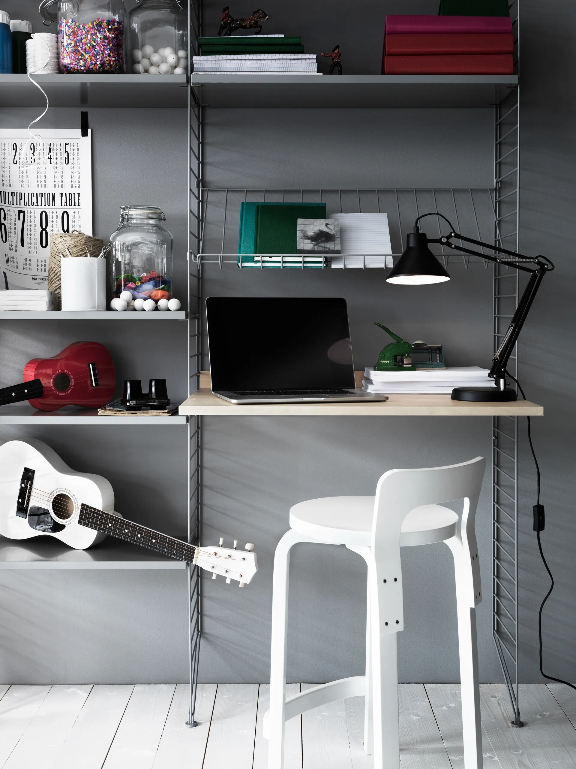 String arbetsskiva, Askfanér, 78x58 cm String