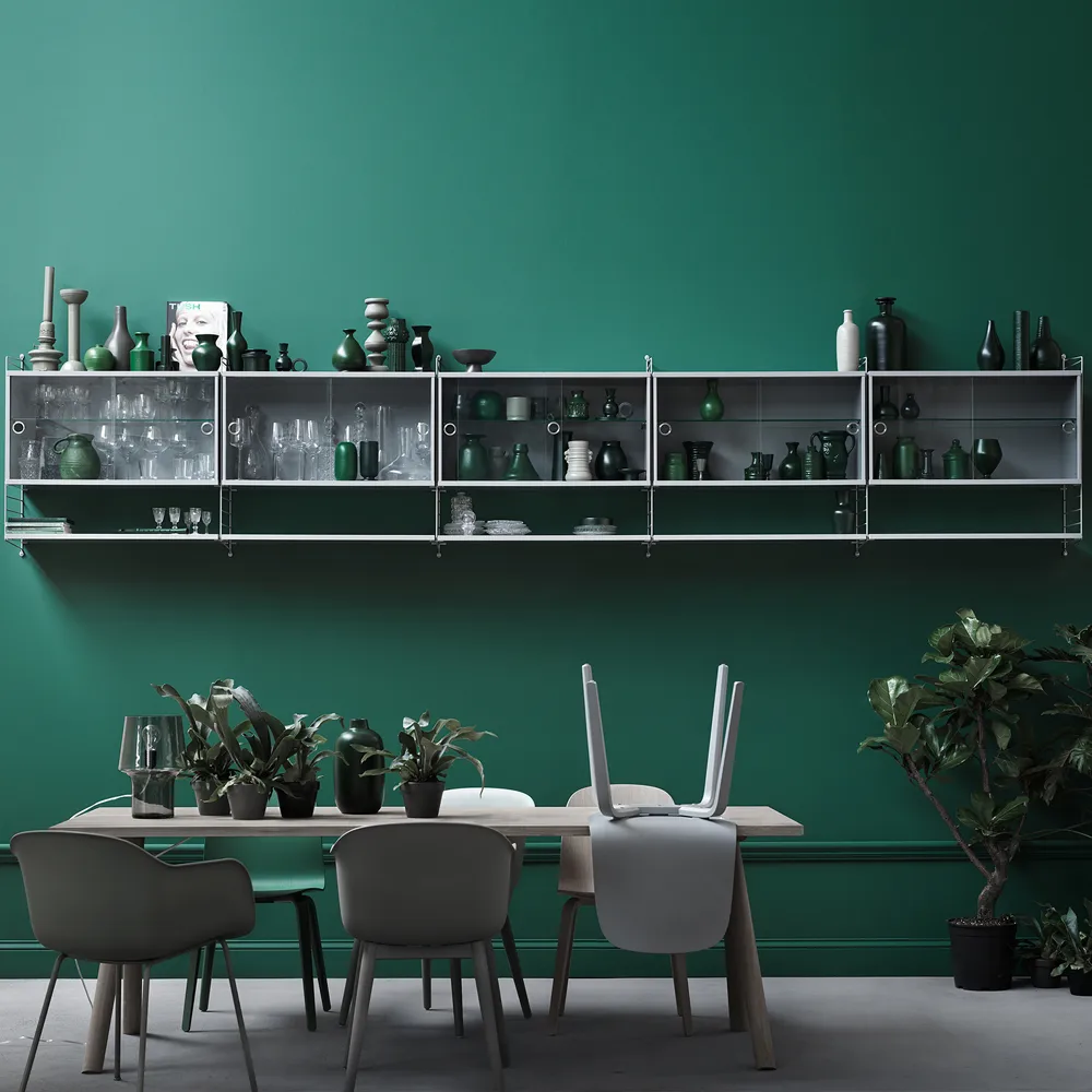 String vitrinskåp, Ask svartbets, 78x30 cm String