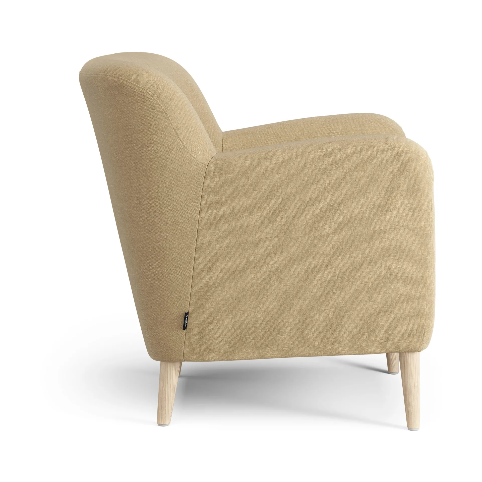 Nova fåtölj med knappar, Linara 08 Fudge-ask naturlack Swedese