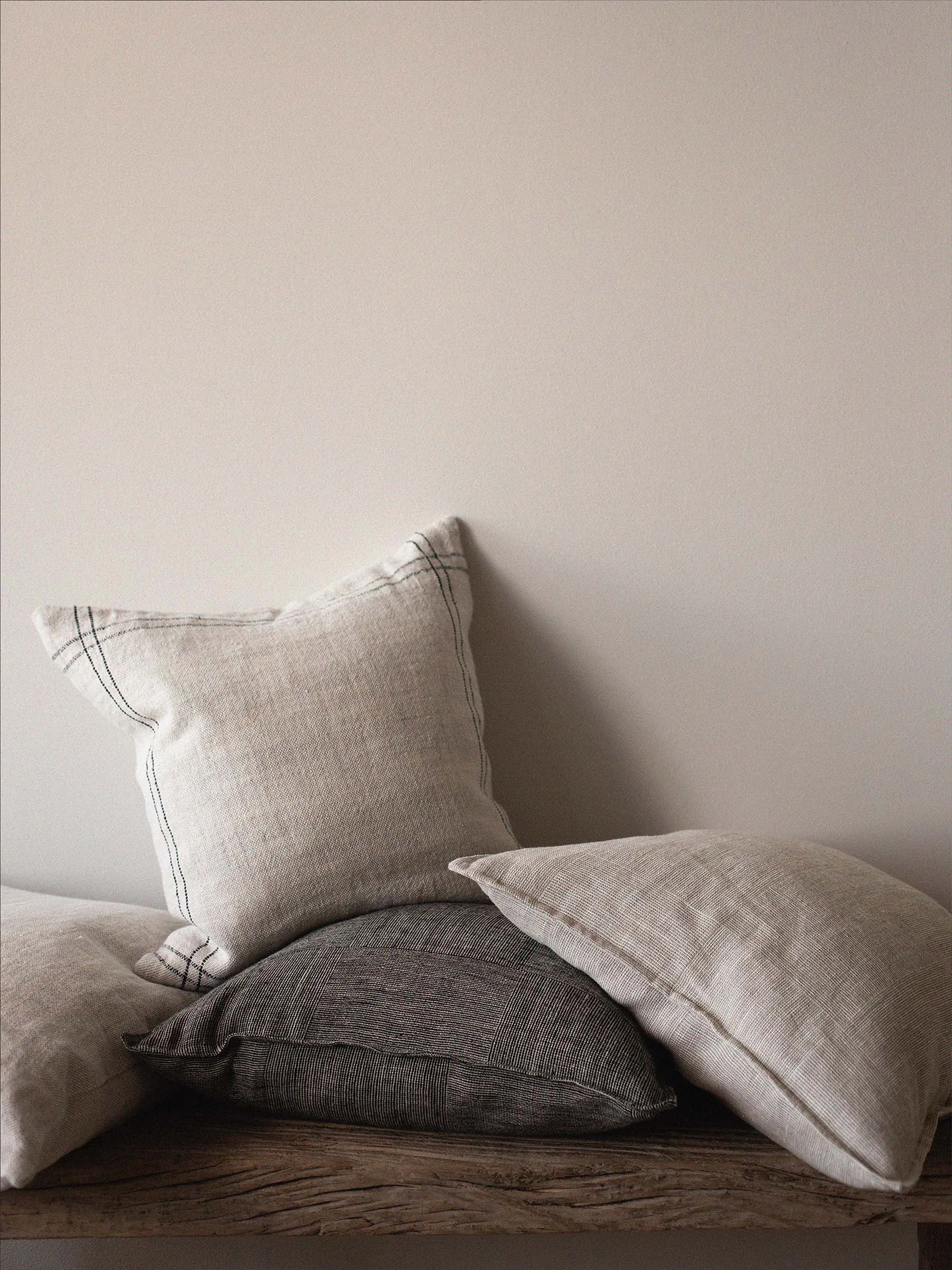 Theo kuddfodral 50x50 cm, Beige Tell Me More