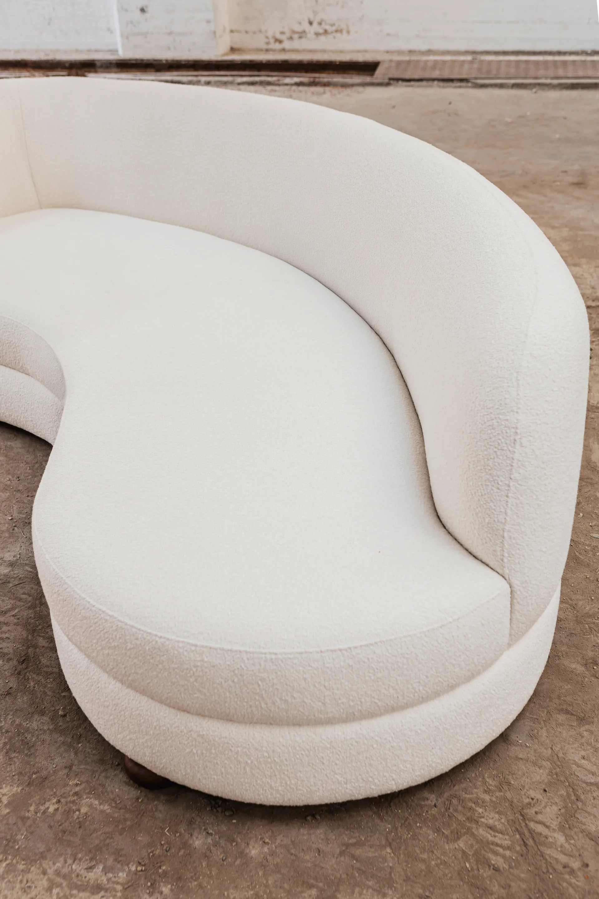 Delon soffa, Bouclé off-white Tinted