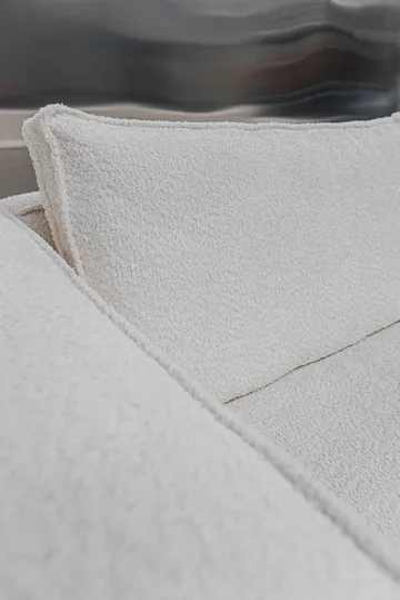 Klinge soffa - Bouclé soft off-white - Tinted