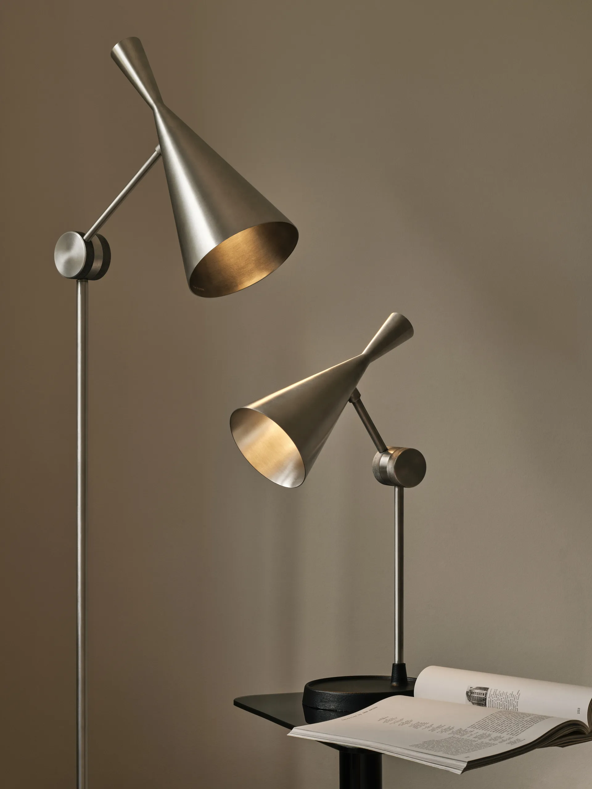 Beat Unbeaten bordslampa LED 53 cm, Aluminium Tom Dixon