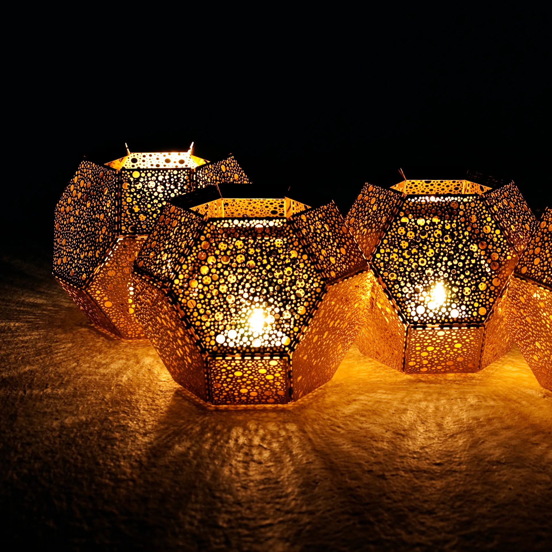 Etch ljuslykta, Mässing Tom Dixon