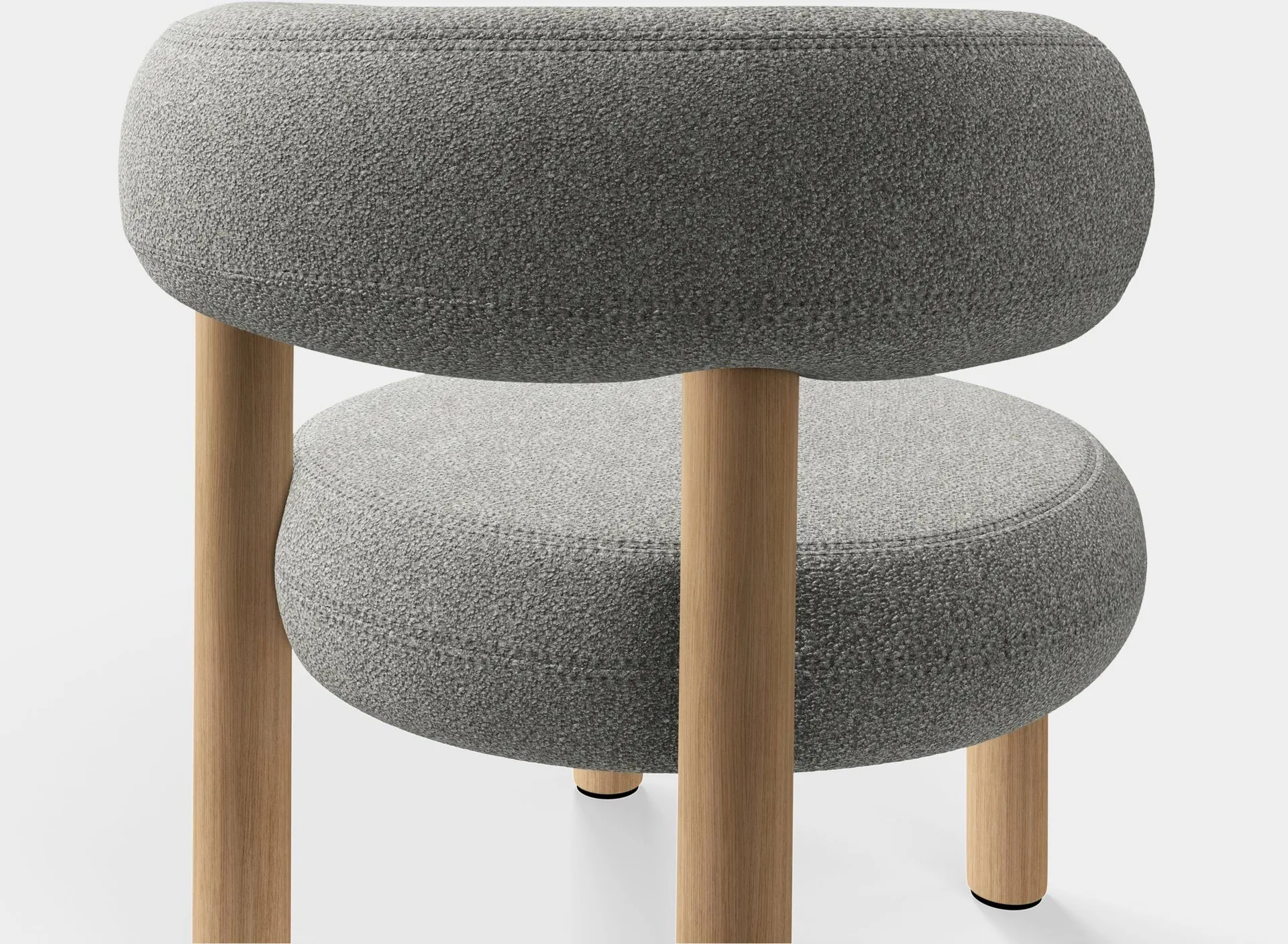 Fat loungestol, Brushed natural wood & natural alpine boucle Tom Dixon