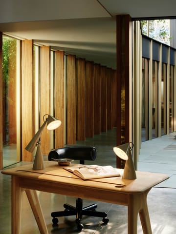 Pose Task LED bordslampa - Gold - Tom Dixon