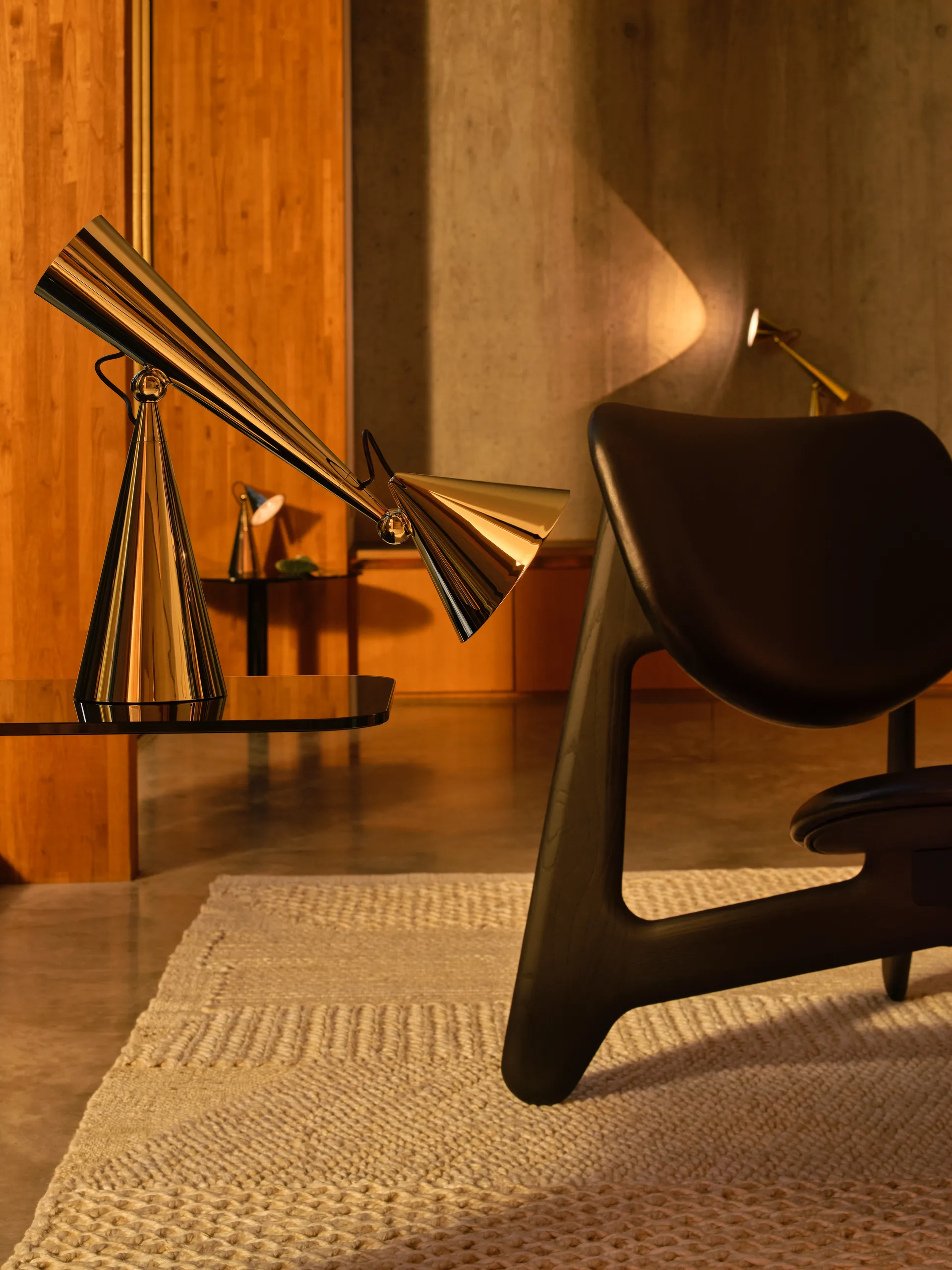 Pose Task LED bordslampa, Gold Tom Dixon