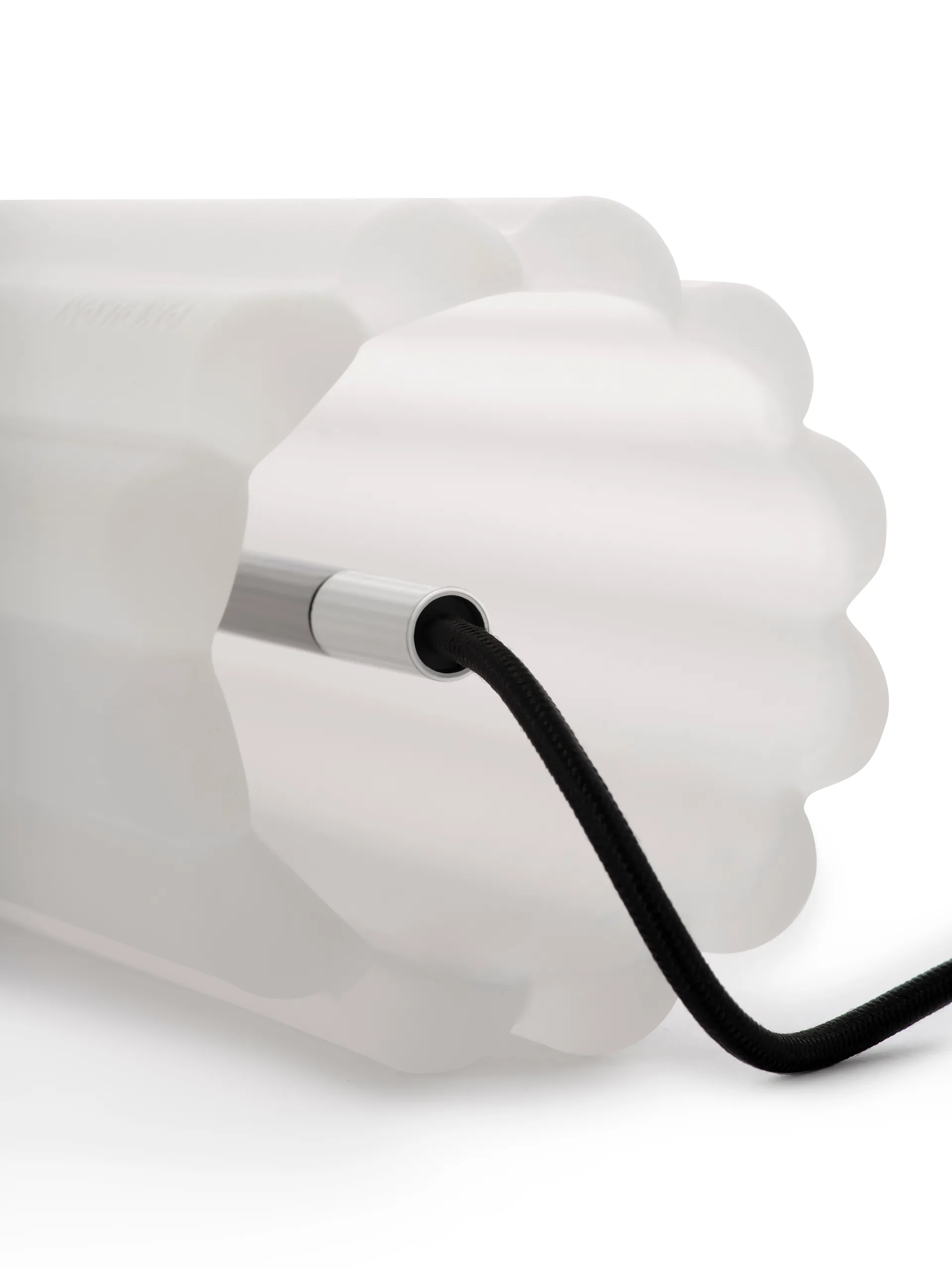 Press bordslampa LED 23,5 cm, Frosted Tom Dixon