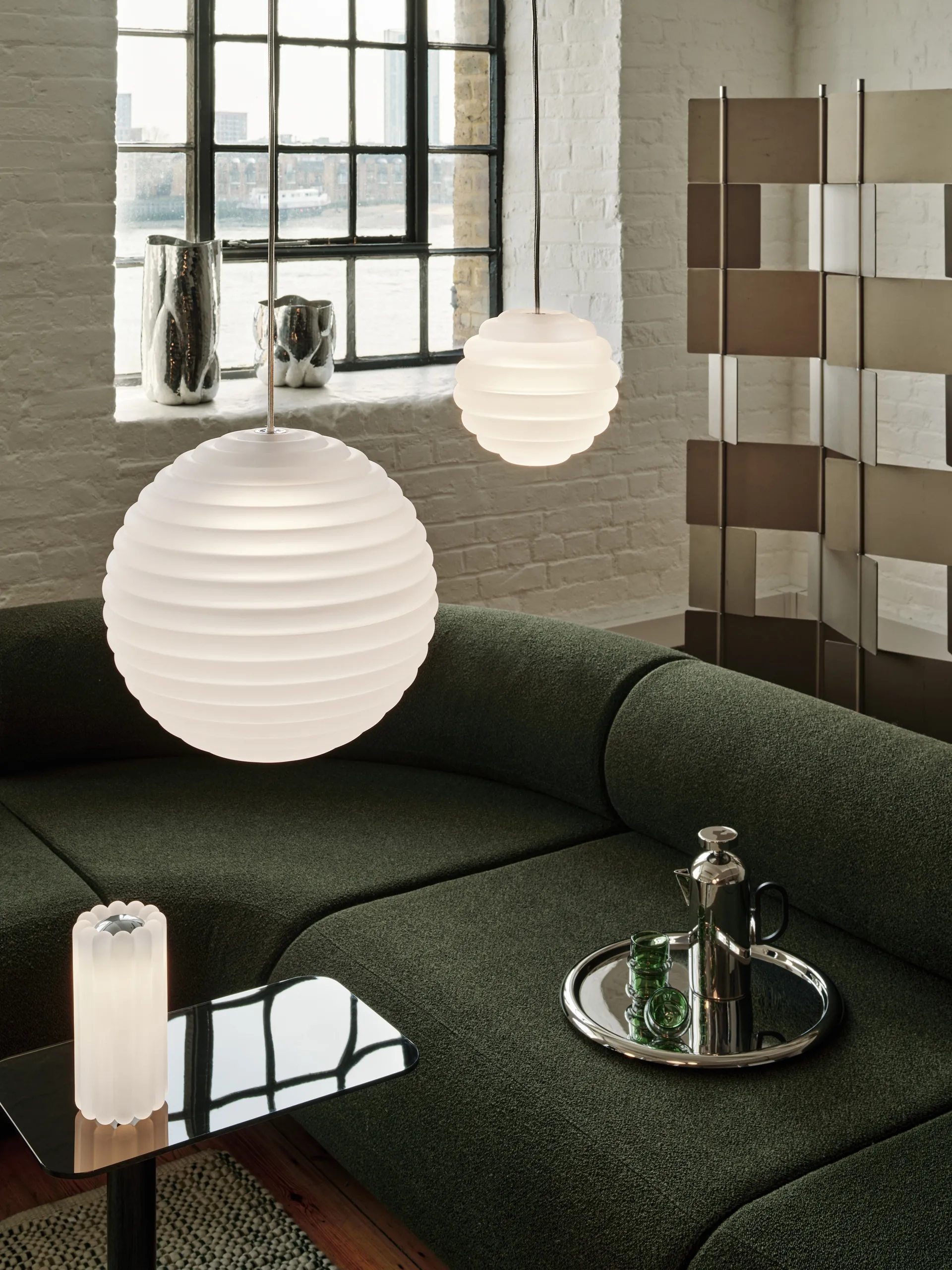 Press Sphere pendel LED Ø30 cm, Frosted Tom Dixon