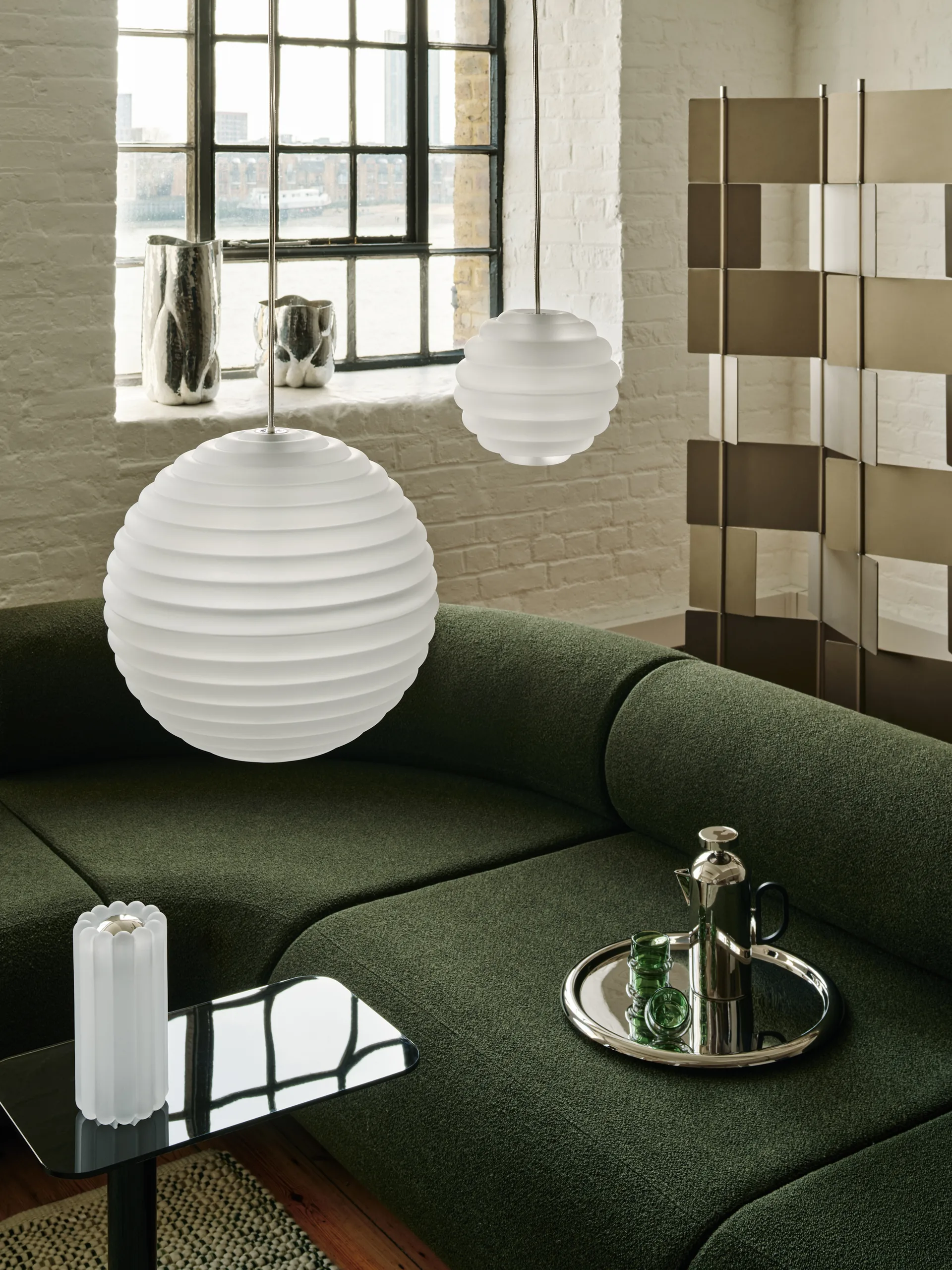 Press Sphere pendel LED Ø30 cm, Frosted Tom Dixon